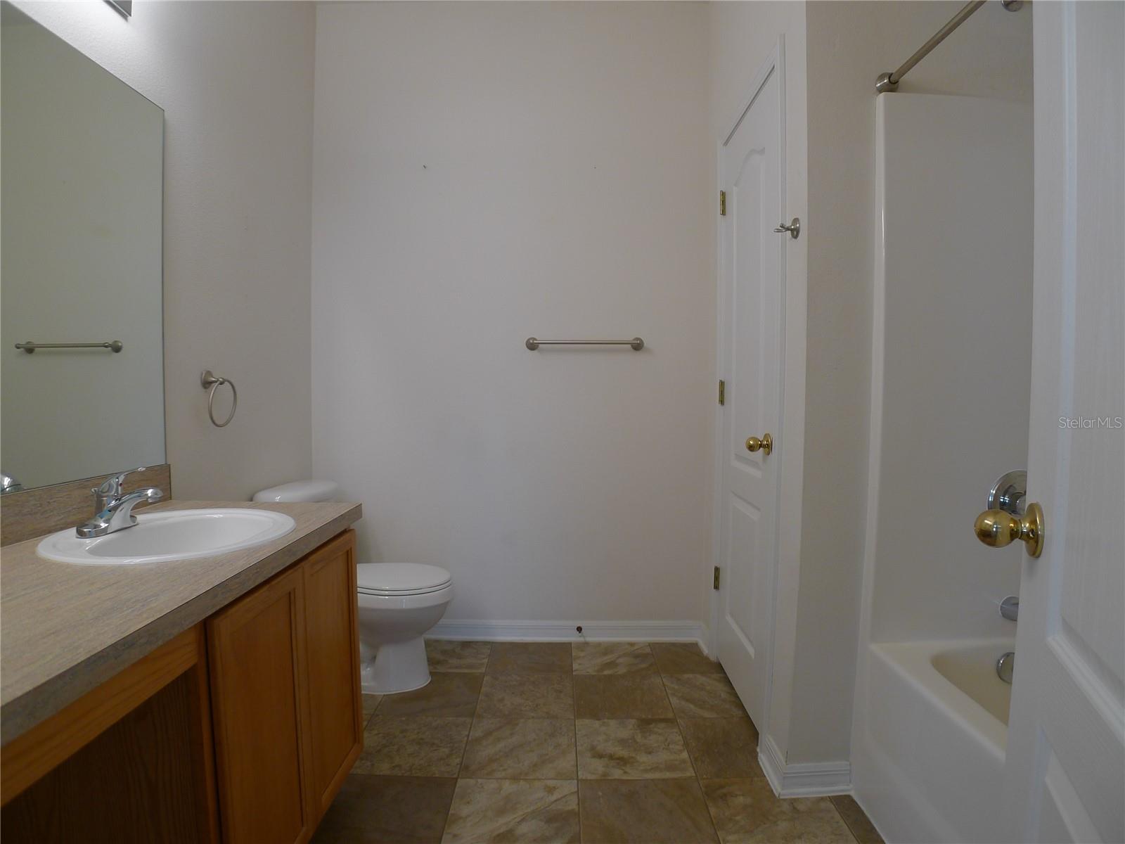 Image 9 of 20 For 6829 Lake Eaglebrooke Drive