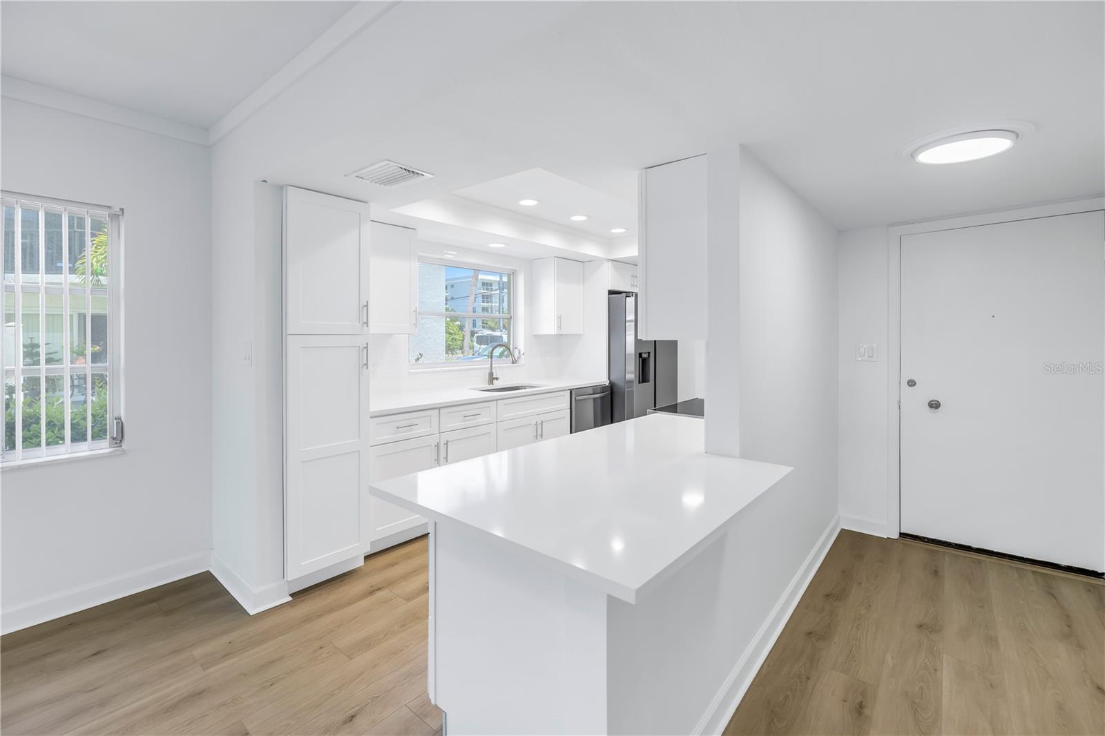 Image 6 of 70 For 270 Skiff Point A5