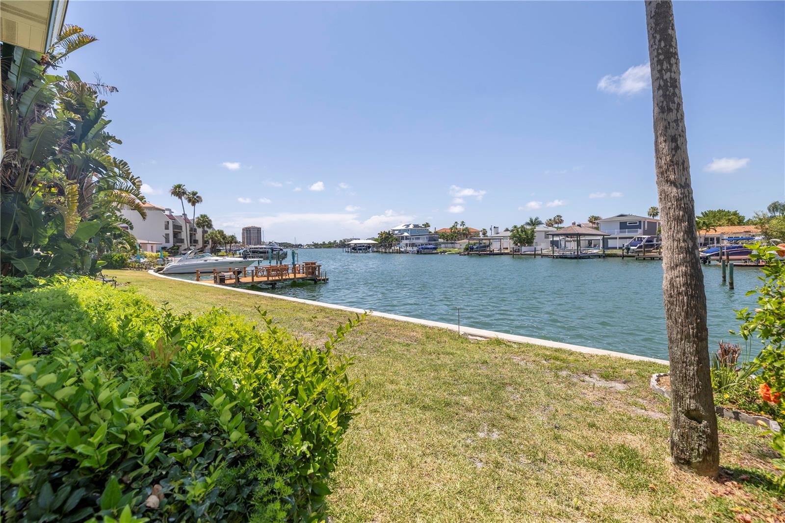 Image 60 of 70 For 270 Skiff Point A5