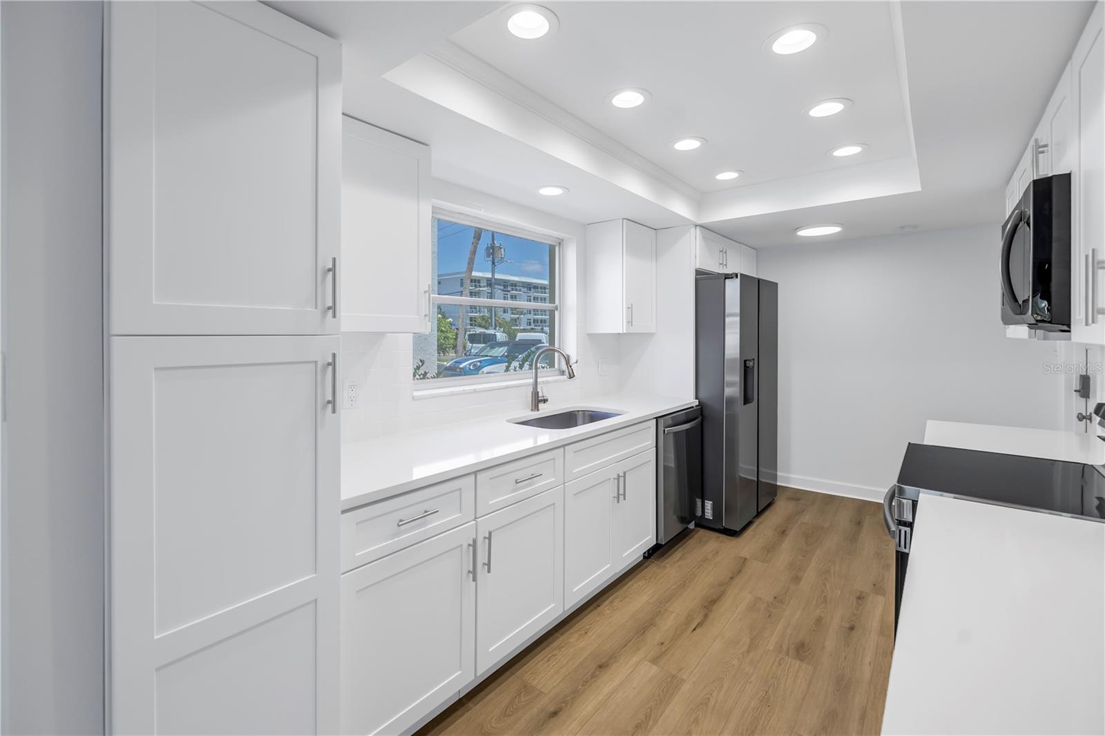 Image 7 of 70 For 270 Skiff Point A5