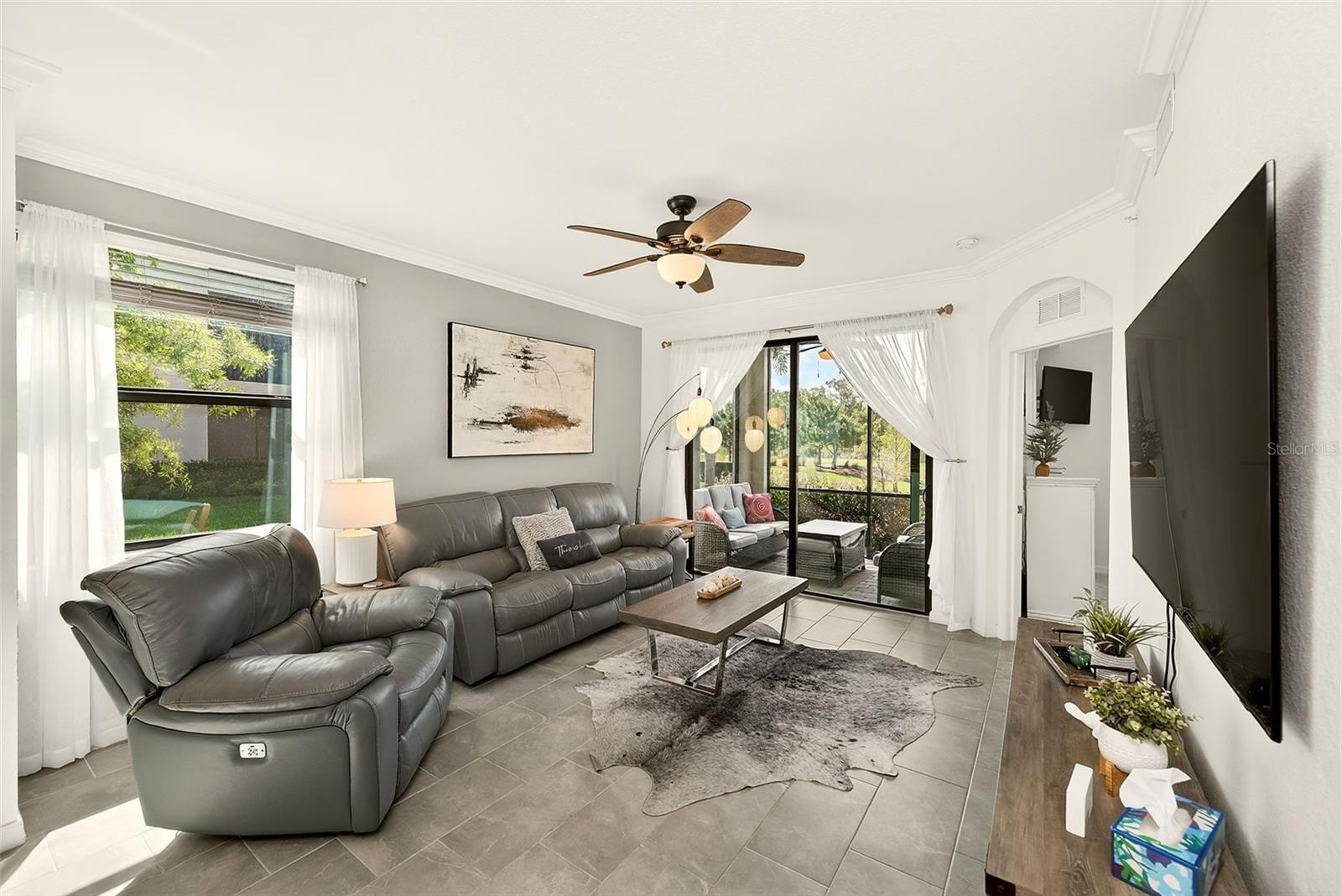 Image 11 of 50 For 18028 Gawthrop Drive 101