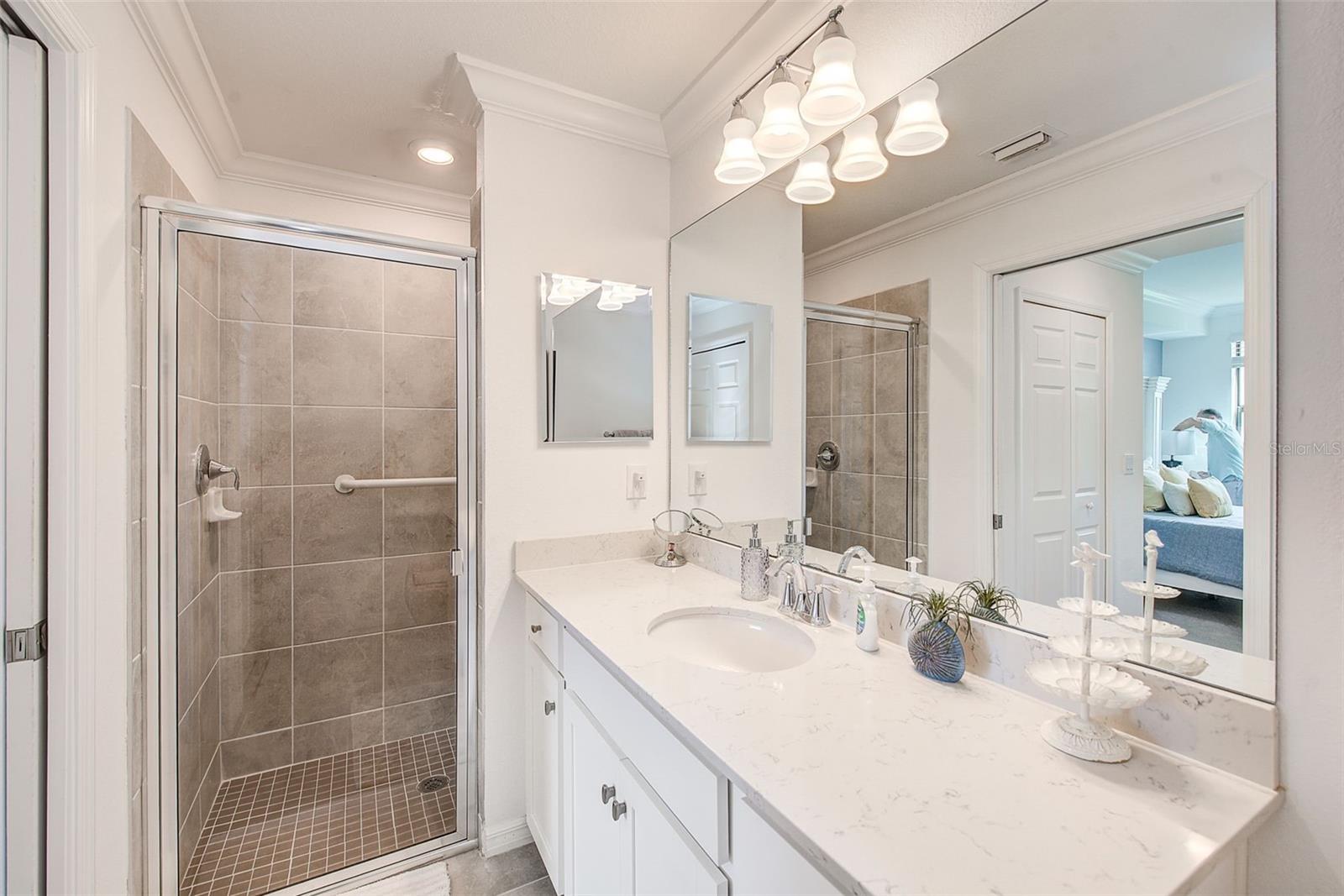 Image 18 of 50 For 18028 Gawthrop Drive 101