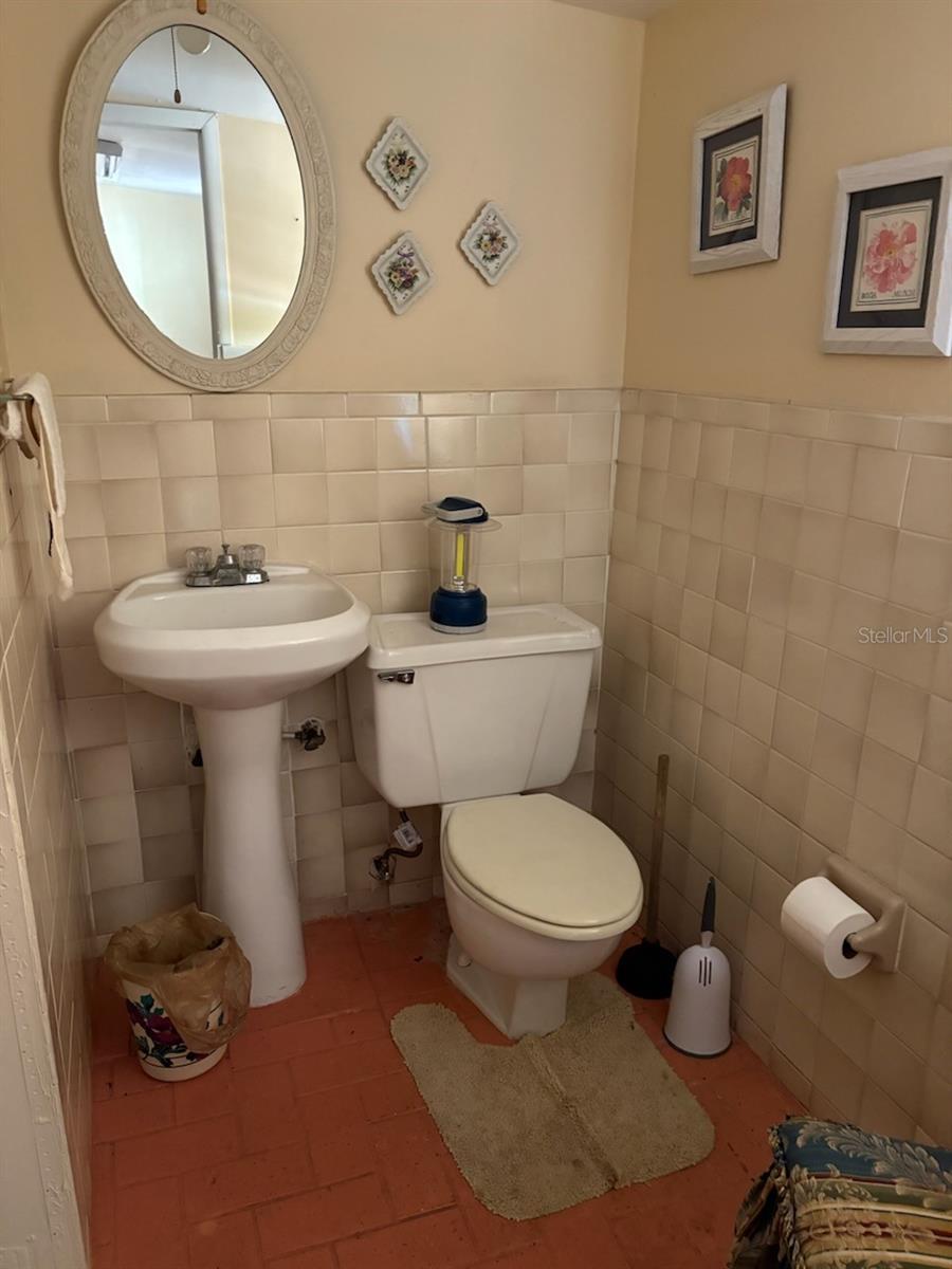 Image 20 of 37 For 2405 Corrine Street