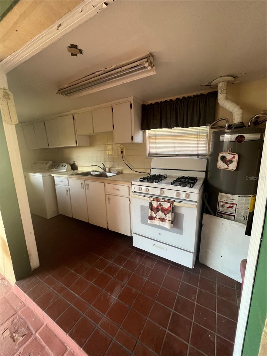 Image 23 of 37 For 2405 Corrine Street