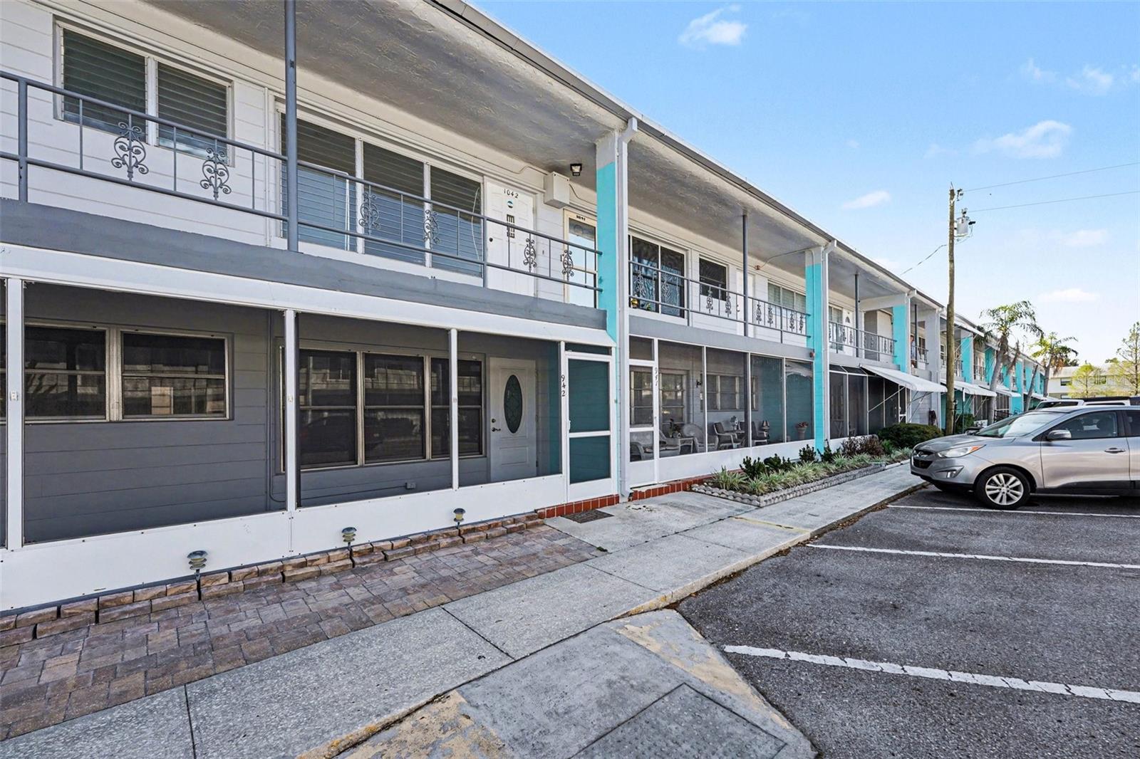 Image 24 of 26 For 4061 55th Way N 1042