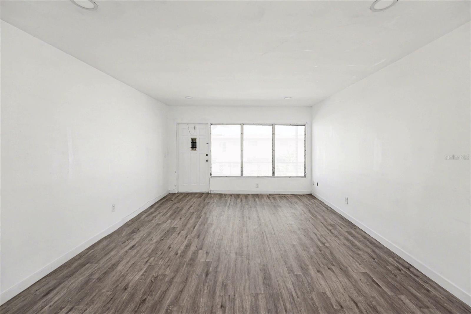 Image 7 of 26 For 4061 55th Way N 1042