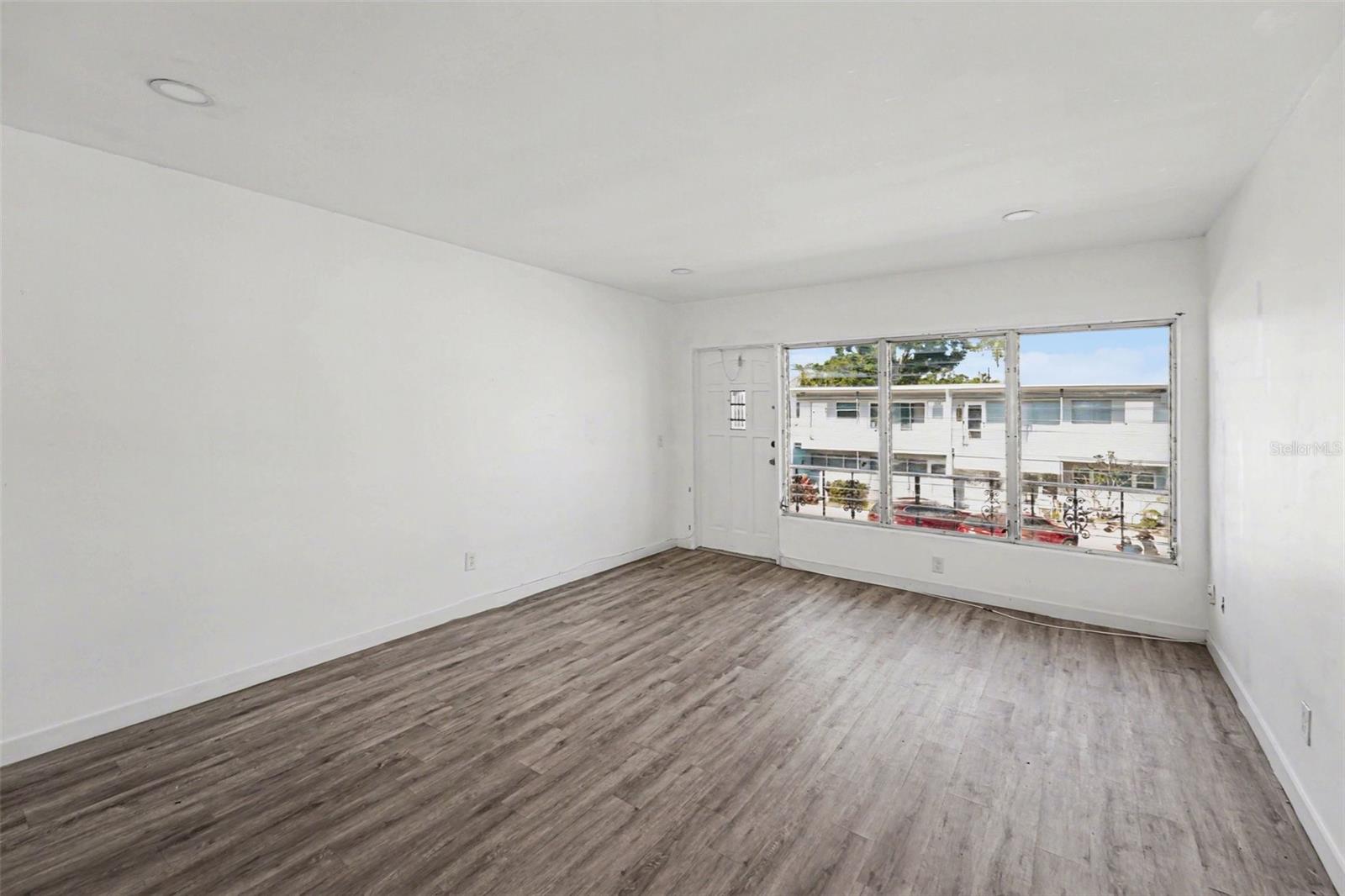 Image 8 of 26 For 4061 55th Way N 1042