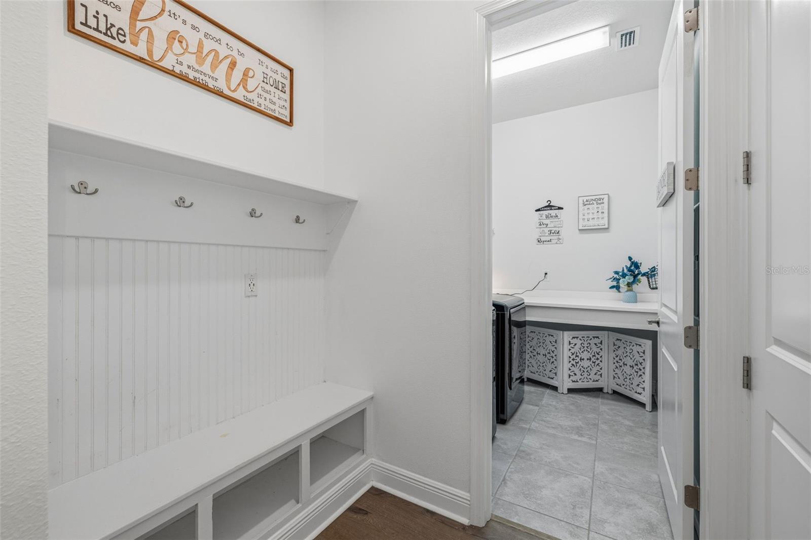 Image 24 of 45 For 5925 Silver Sun Drive