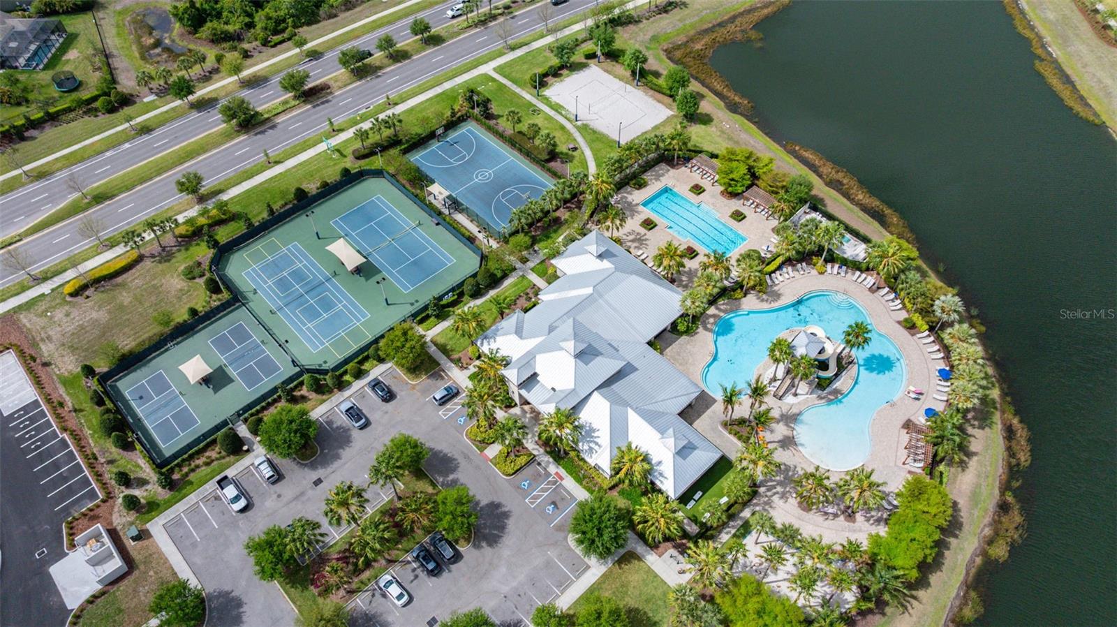 Image 34 of 45 For 5925 Silver Sun Drive