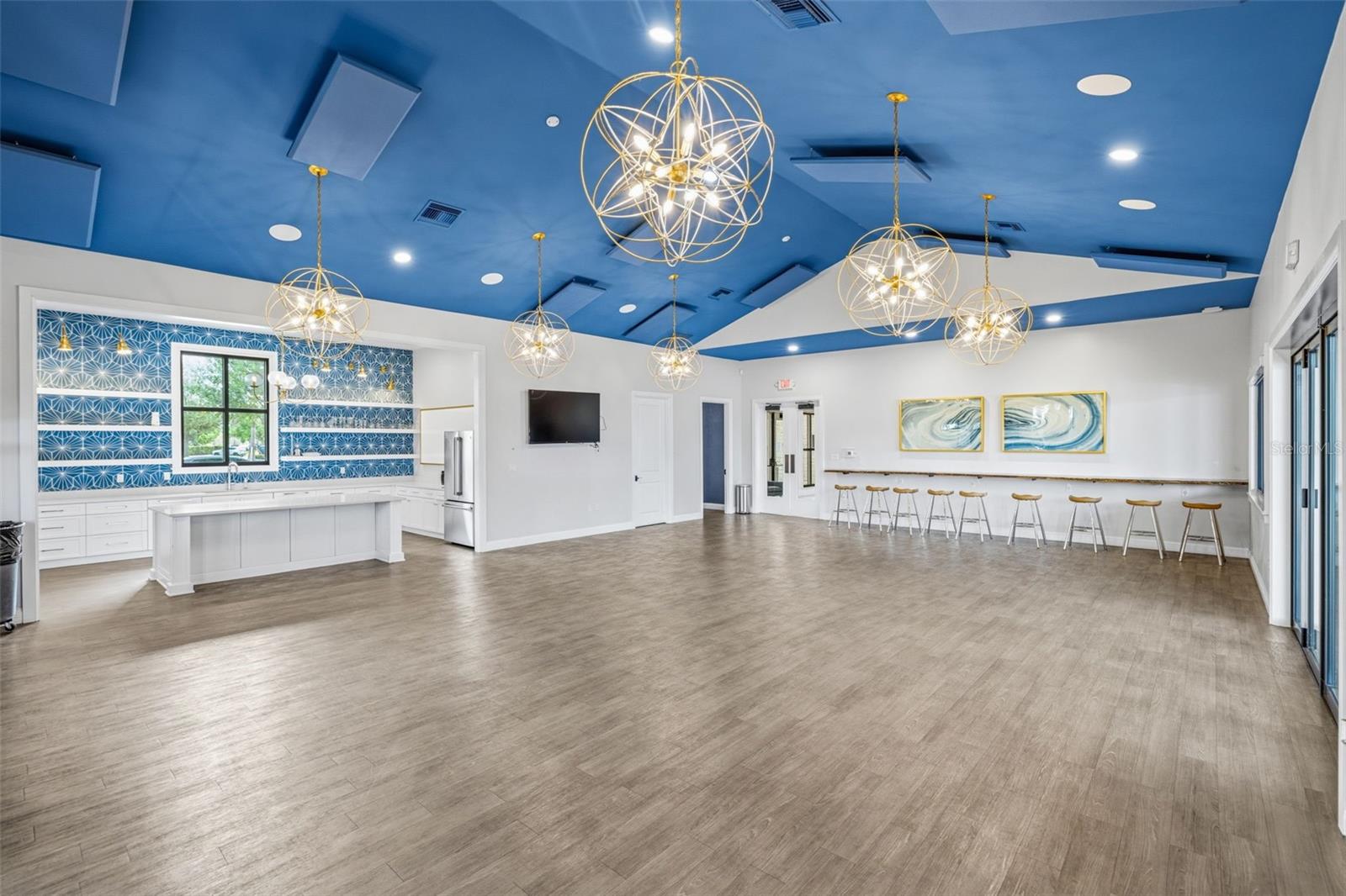 Image 38 of 45 For 5925 Silver Sun Drive