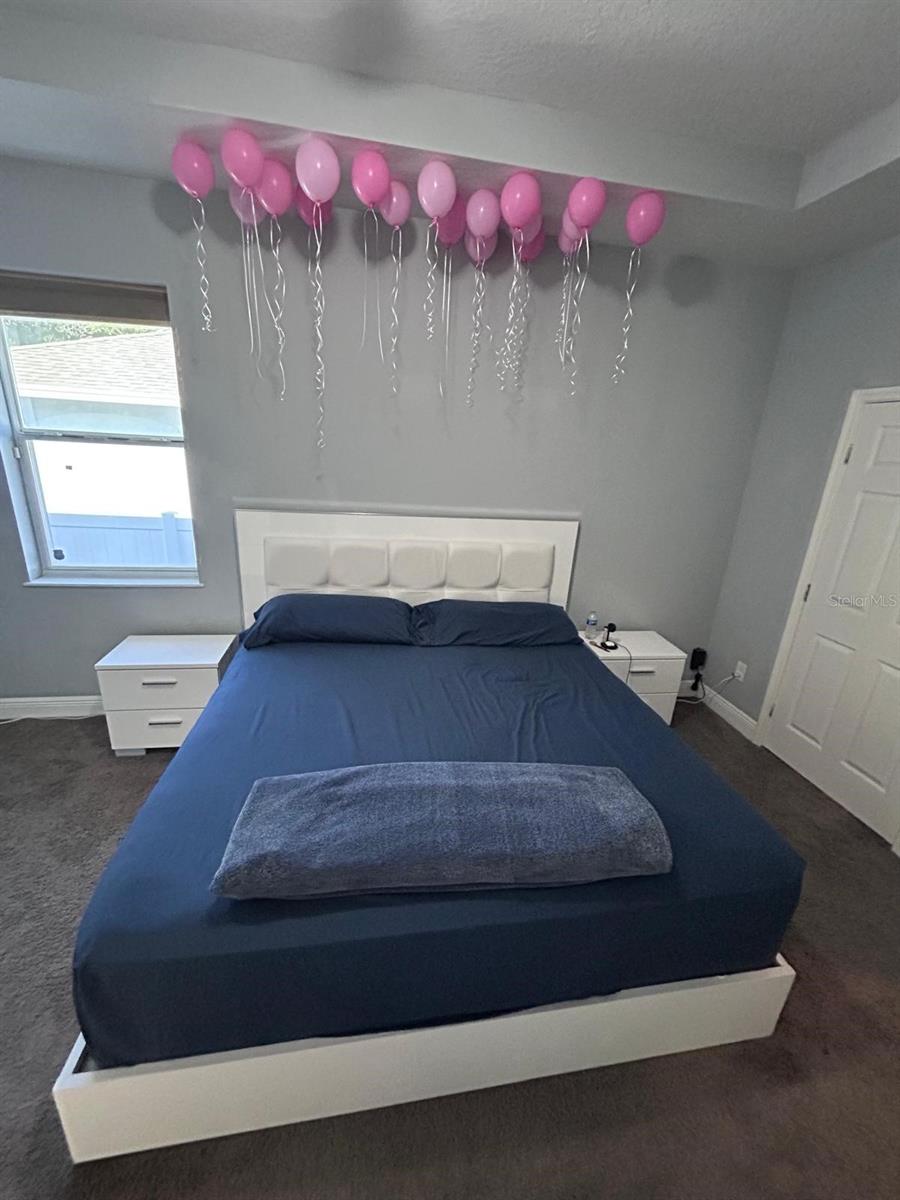 Listing photo id 19 for 5103 18th Avenue