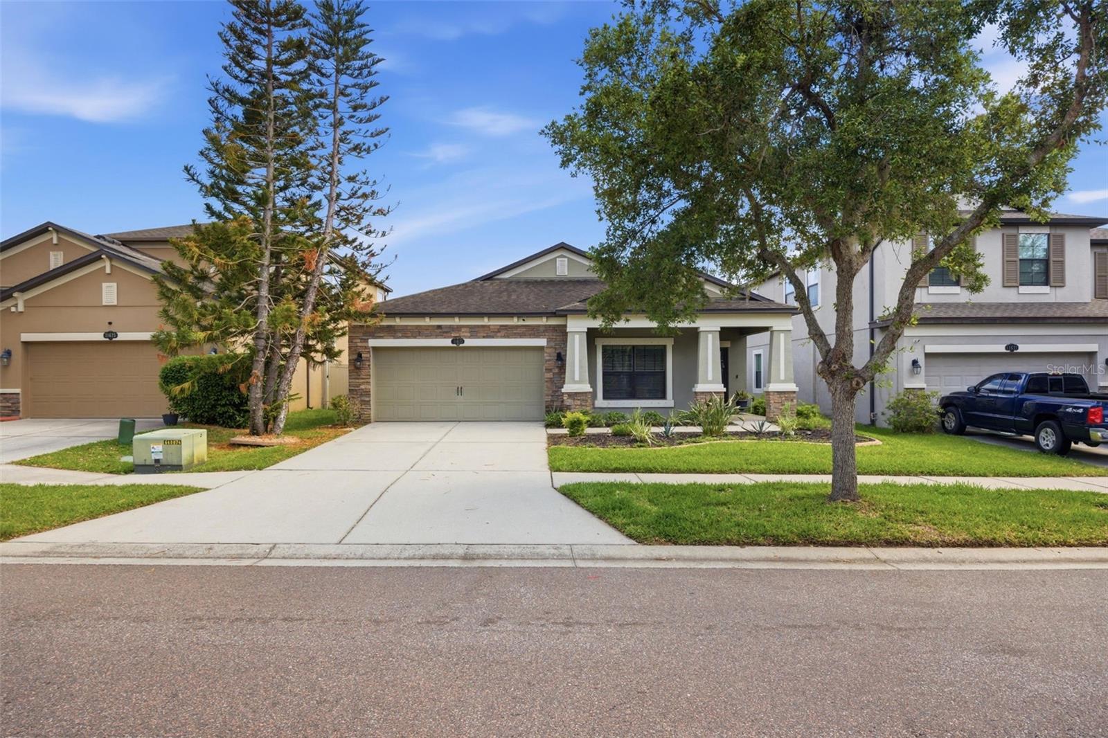 Image 2 of 61 For 11623 Palmetto Pine Street