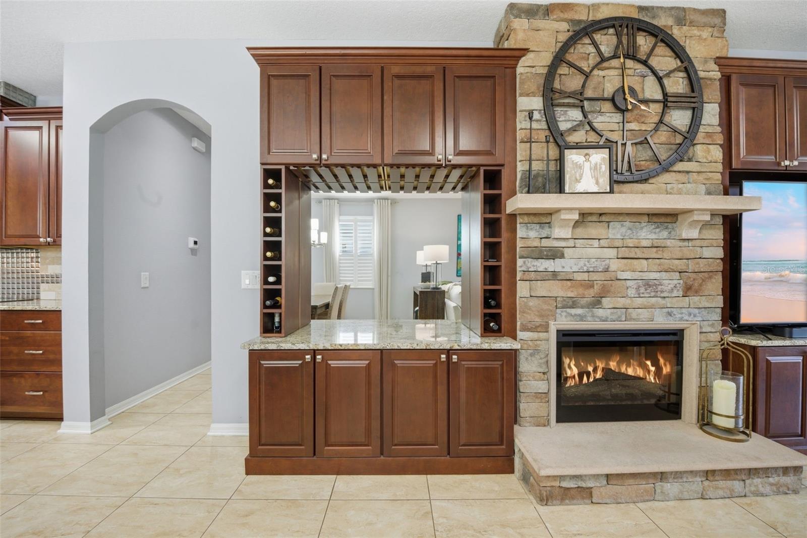 Image 20 of 61 For 11623 Palmetto Pine Street