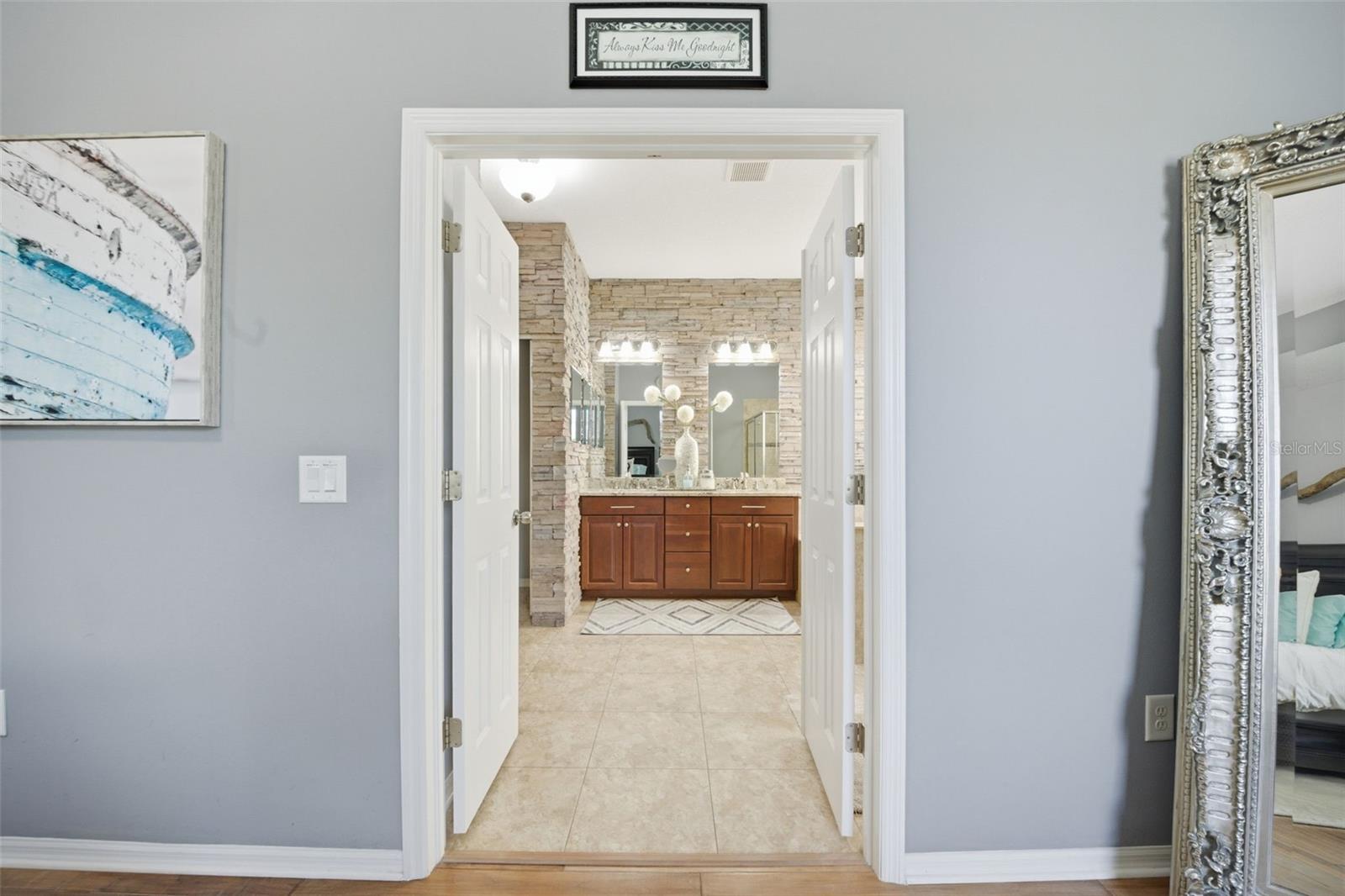 Image 23 of 61 For 11623 Palmetto Pine Street