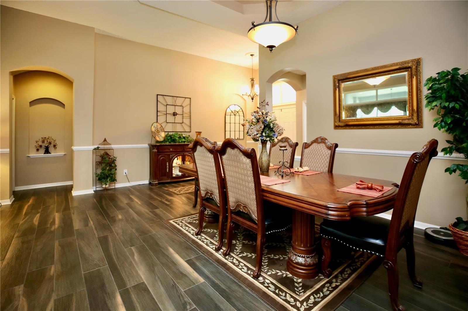 Image 12 of 71 For 2410 Tea Olive Terrace