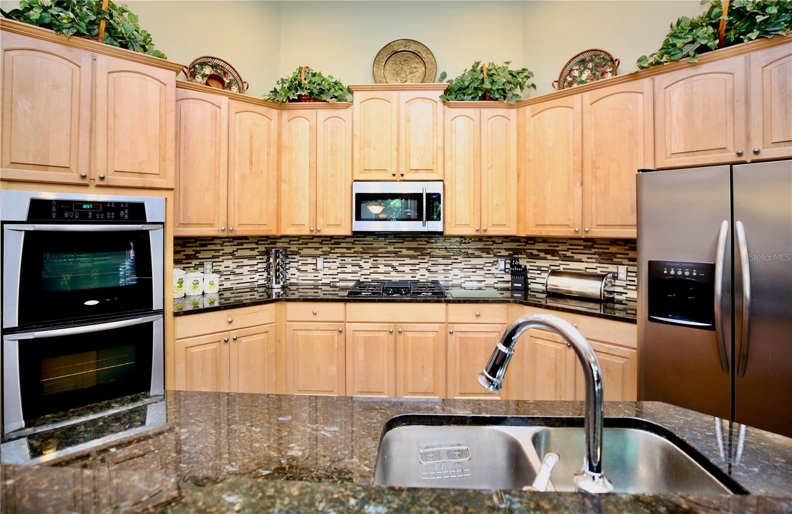 Image 31 of 71 For 2410 Tea Olive Terrace