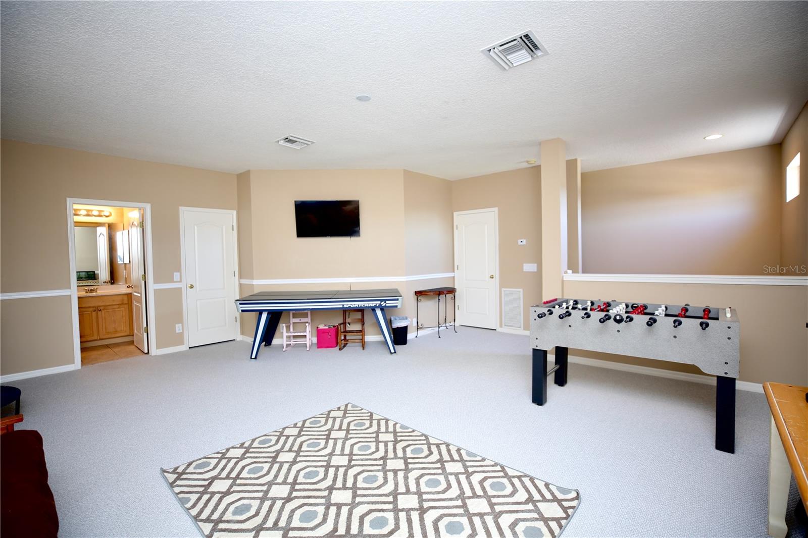 Image 62 of 71 For 2410 Tea Olive Terrace