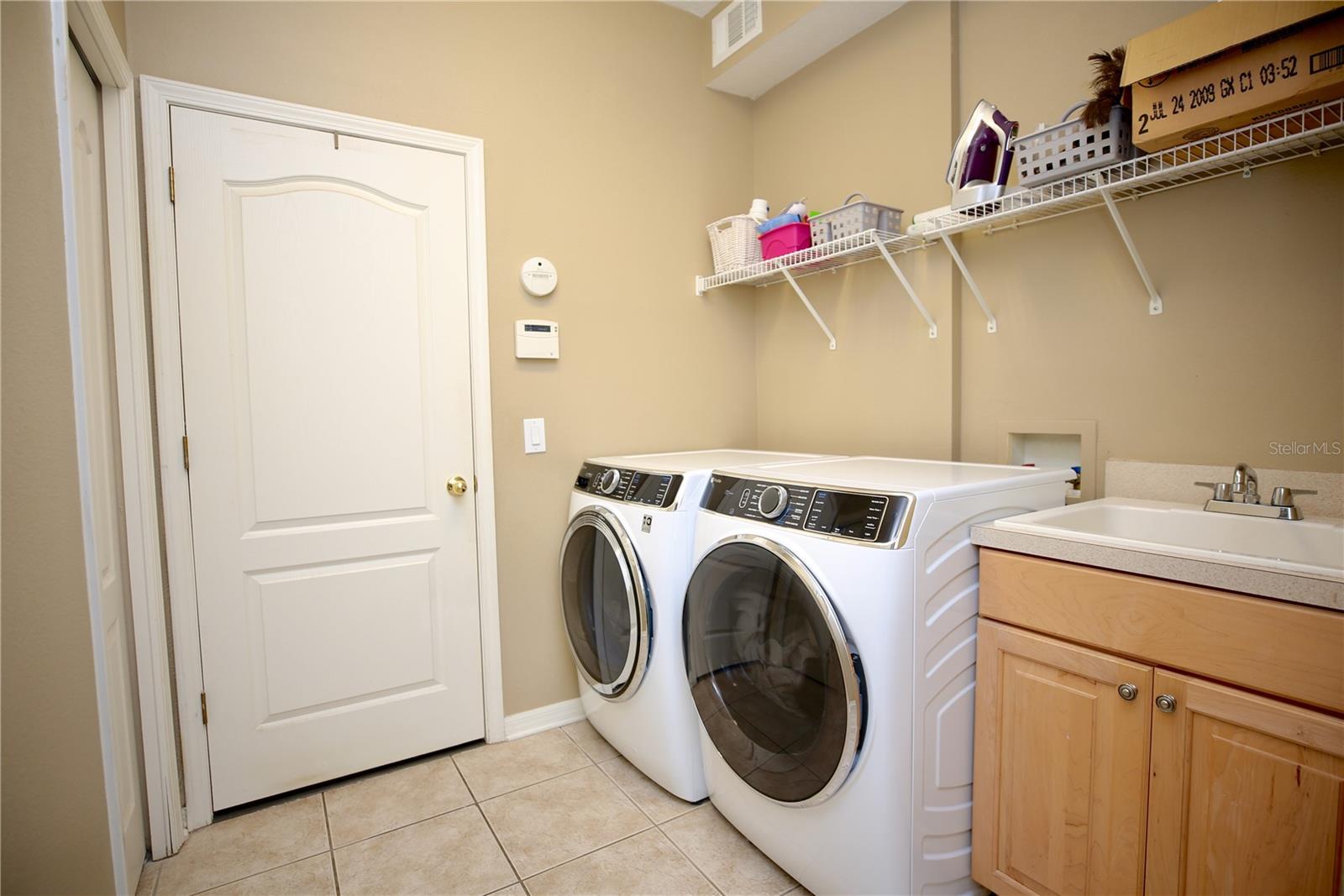 Image 64 of 71 For 2410 Tea Olive Terrace