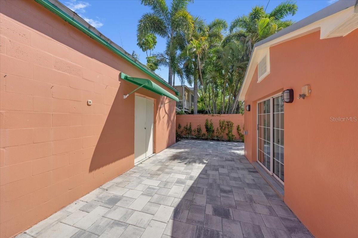 Listing photo id 45 for 225 17th Avenue Se