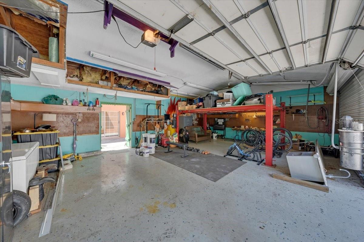 Listing photo id 50 for 225 17th Avenue Se