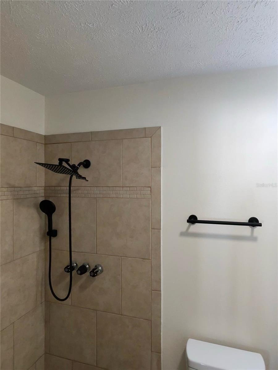 Image 22 of 24 For 1104 Sagamore Drive