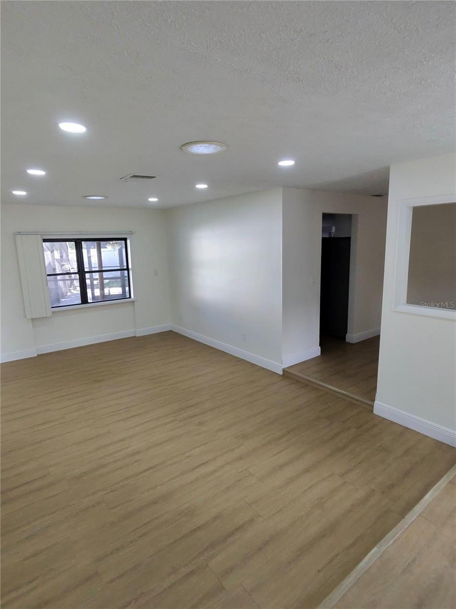 Image 3 of 24 For 1104 Sagamore Drive