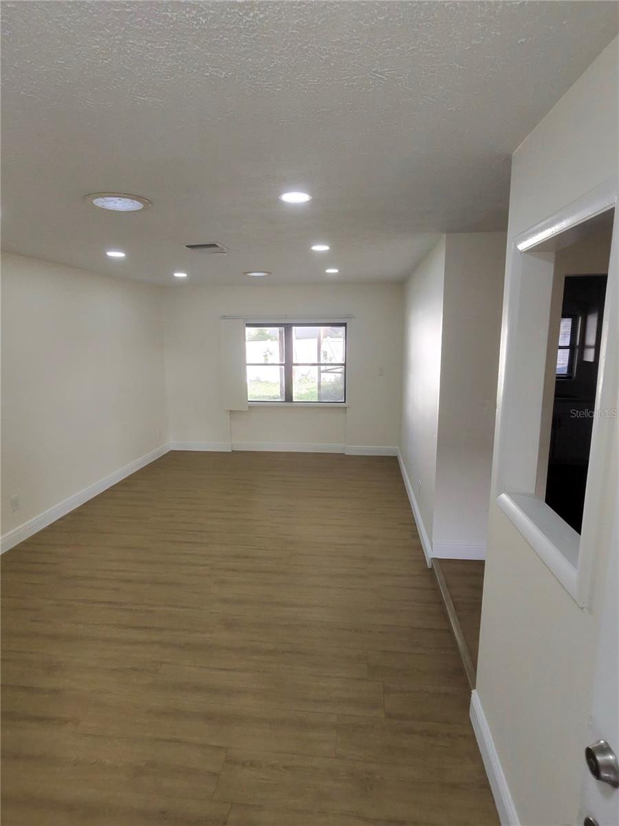 Image 6 of 24 For 1104 Sagamore Drive