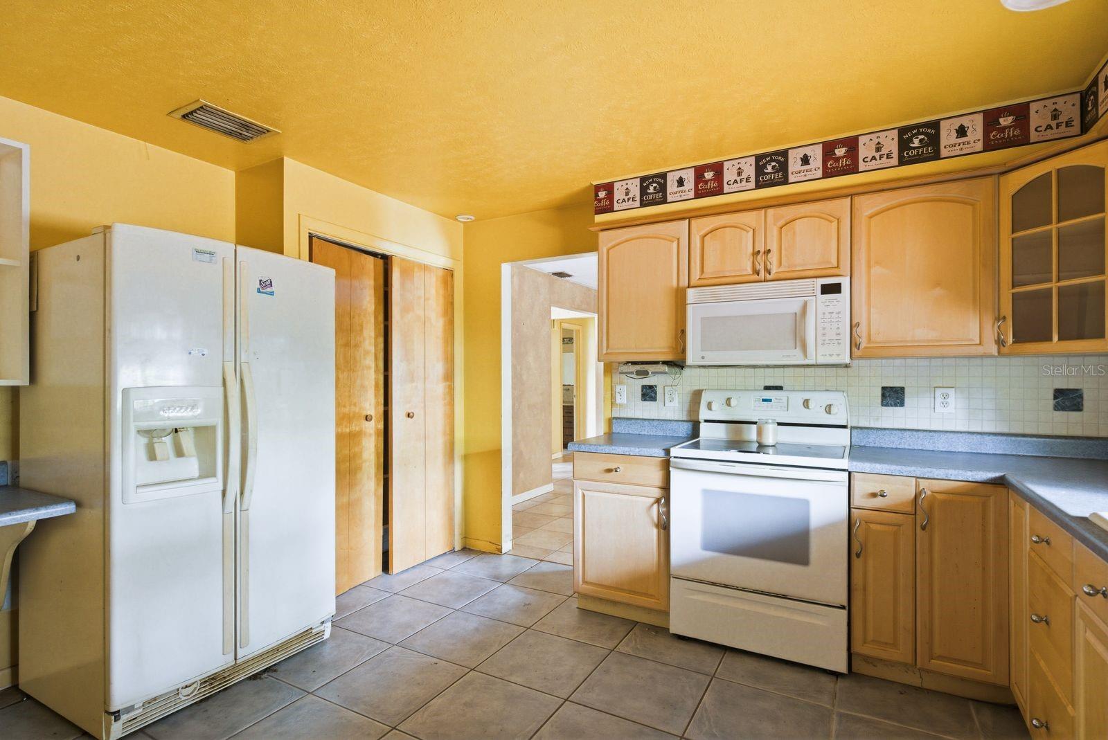 Image 11 of 28 For 31035 Willow Bank Avenue