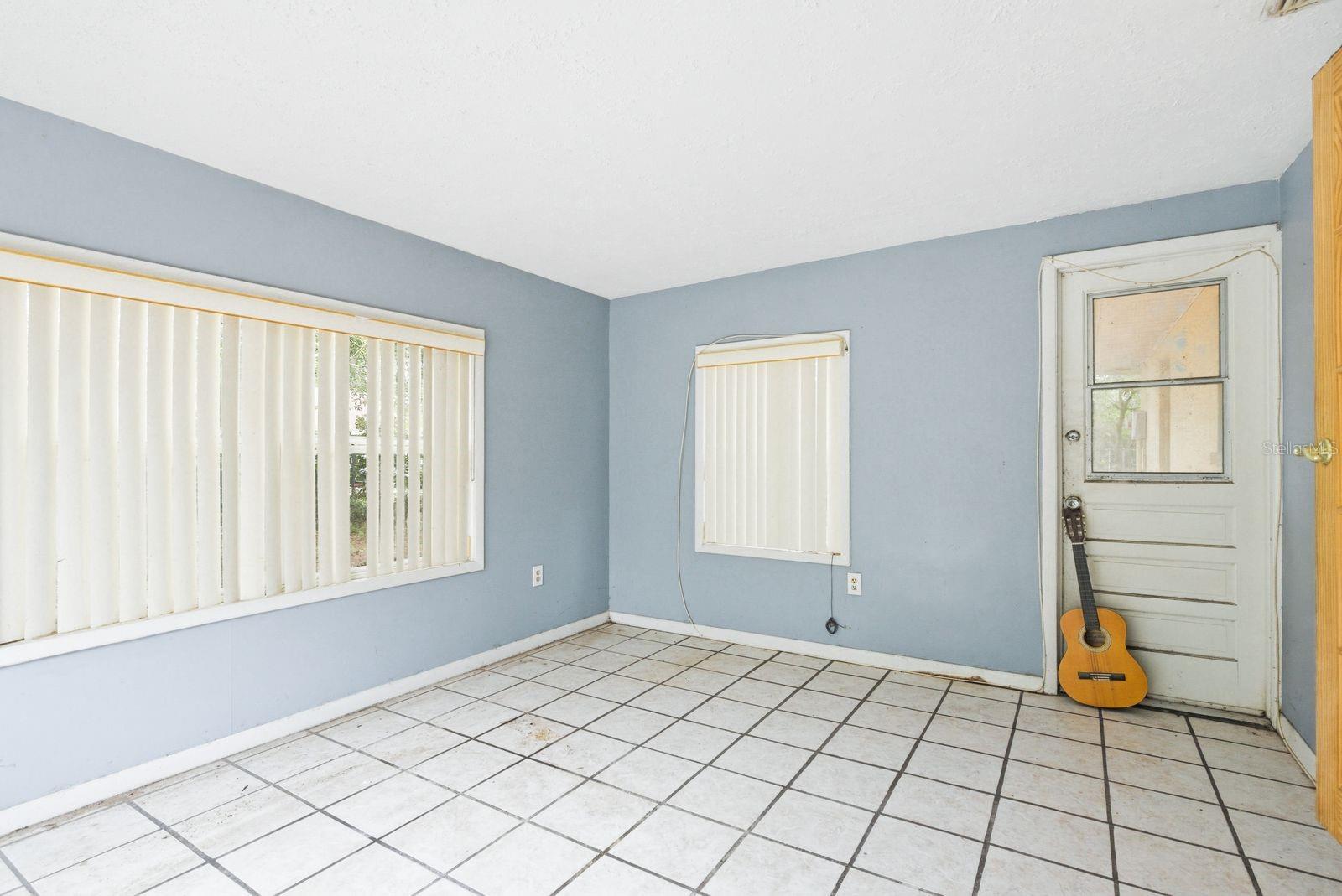 Image 23 of 28 For 31035 Willow Bank Avenue