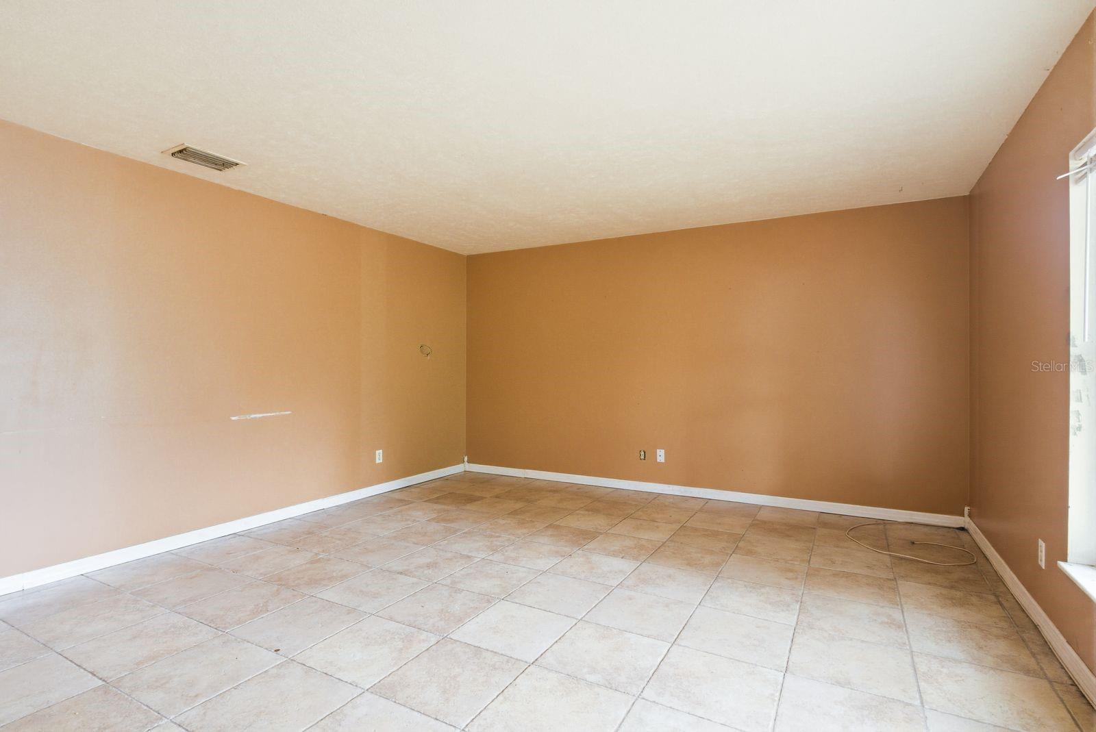 Image 6 of 28 For 31035 Willow Bank Avenue