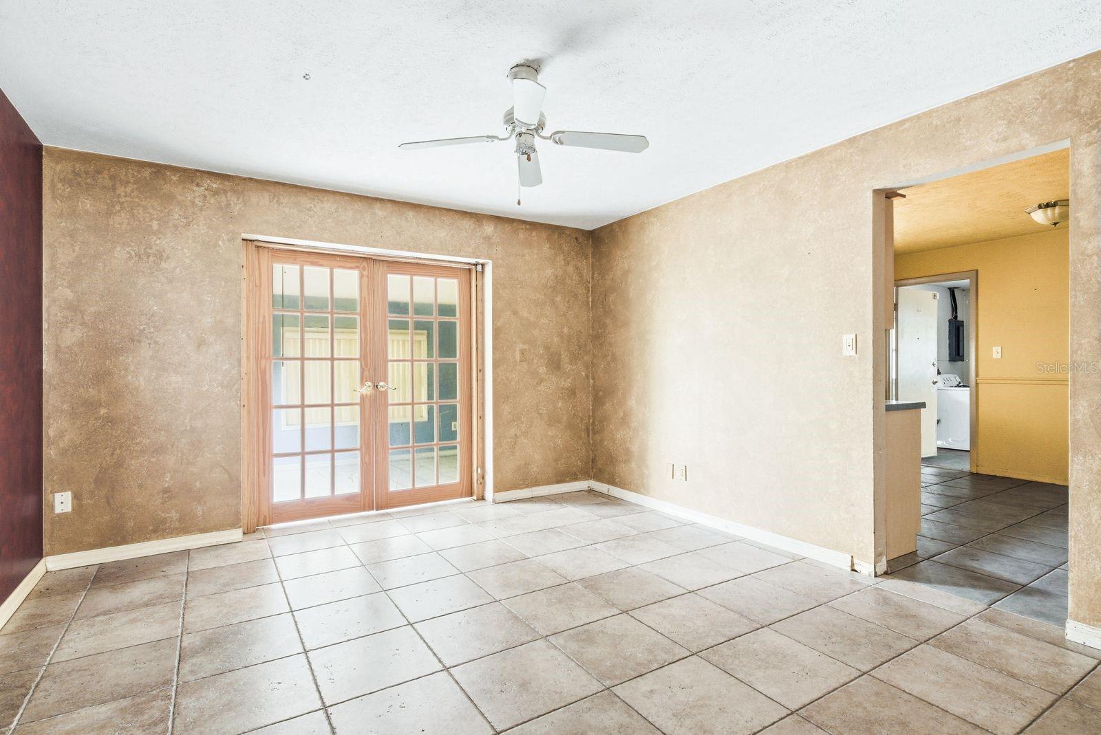 Image 9 of 28 For 31035 Willow Bank Avenue