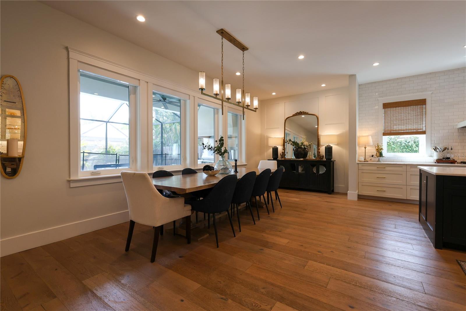 Image 13 of 44 For 2402 Parkland Boulevard