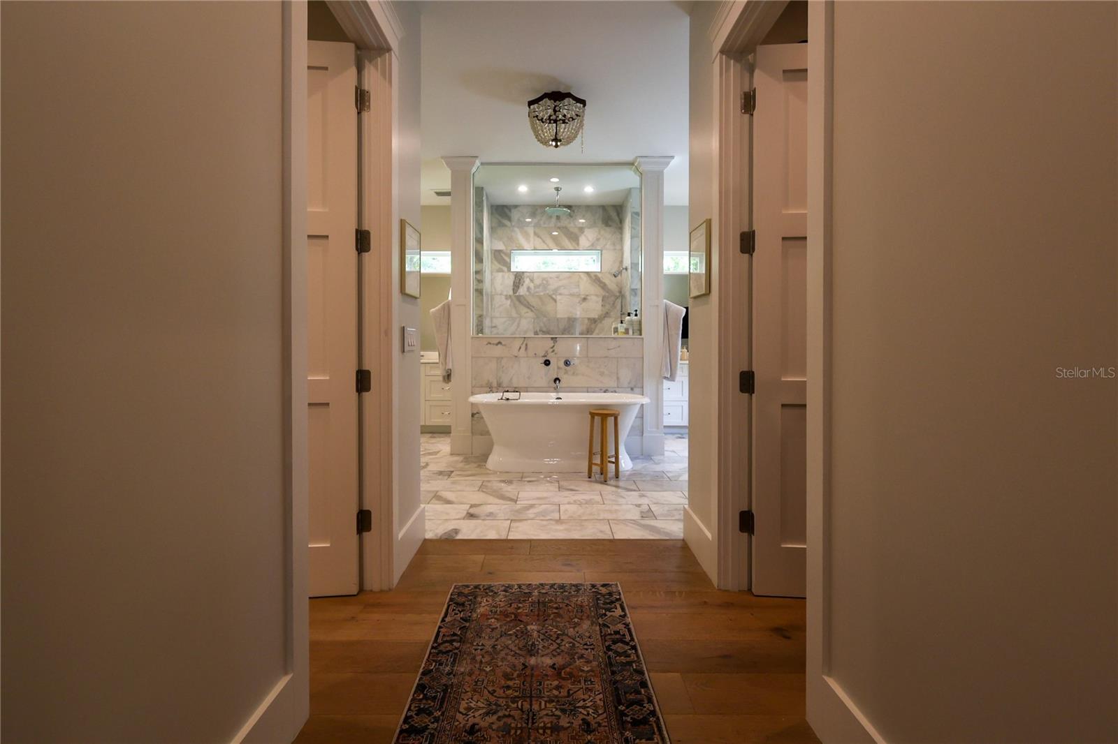 Image 26 of 44 For 2402 Parkland Boulevard