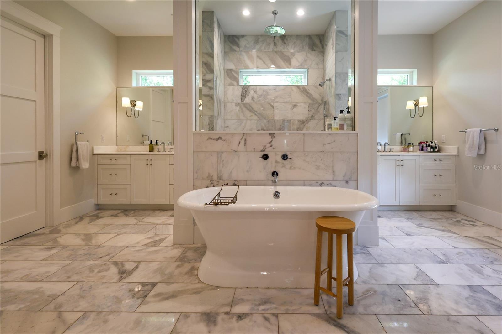 Image 27 of 44 For 2402 Parkland Boulevard