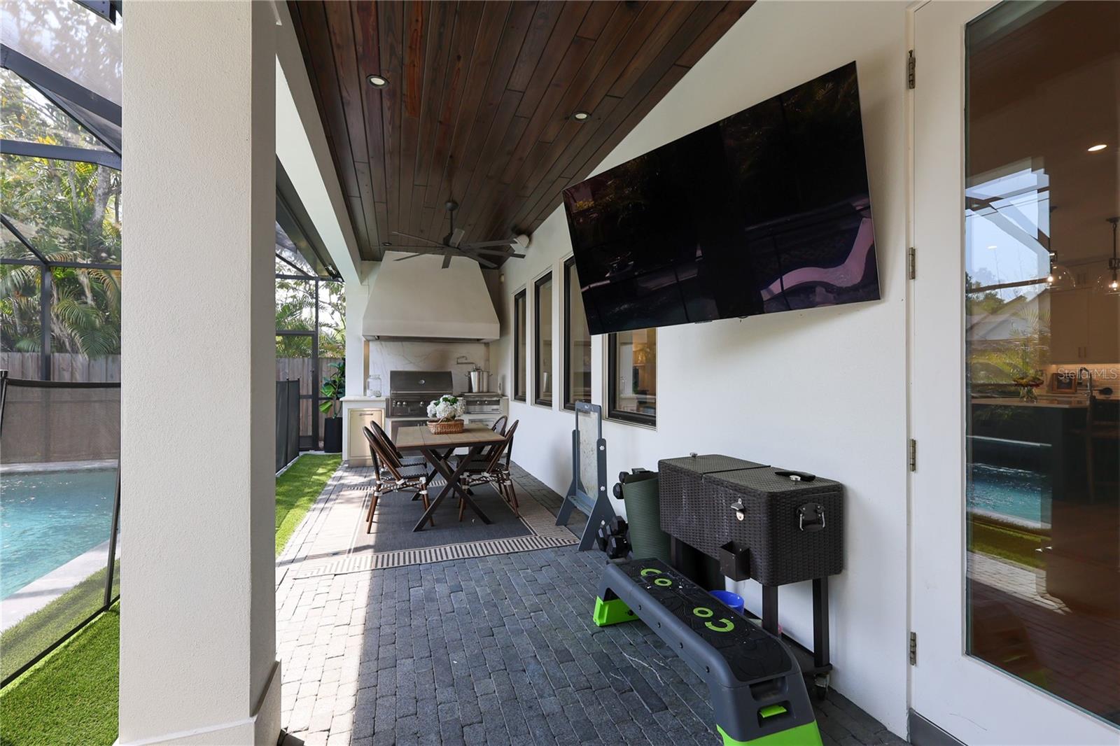 Image 41 of 44 For 2402 Parkland Boulevard