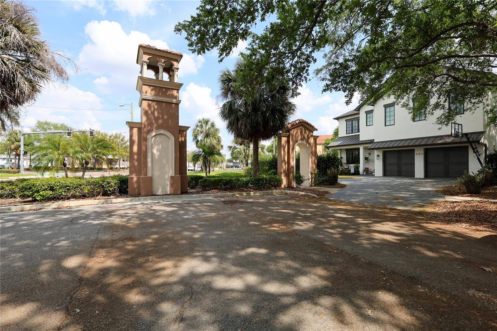 Image 44 of 44 For 2402 Parkland Boulevard