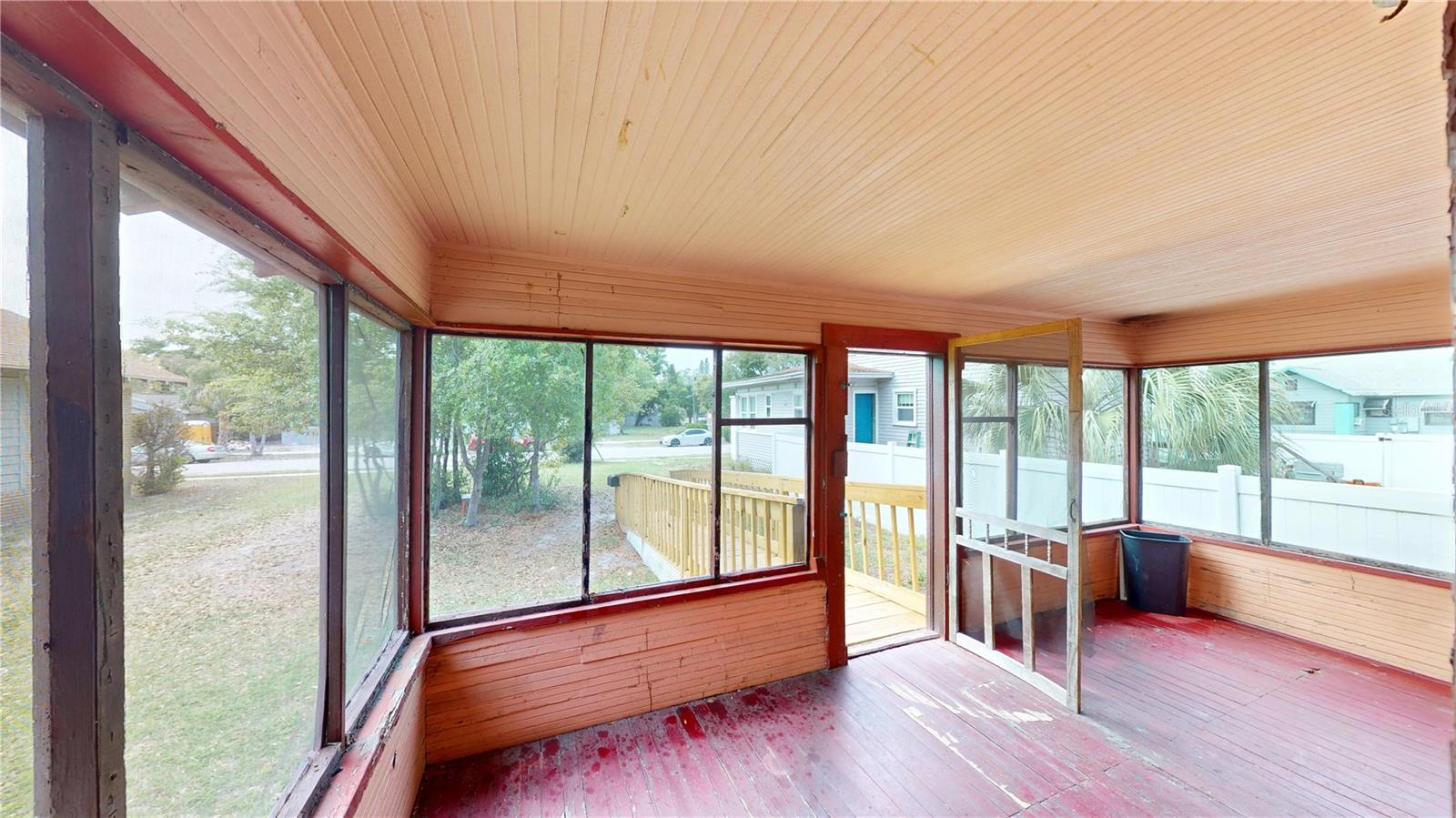 Image 19 of 21 For 1329 10th Avenue S