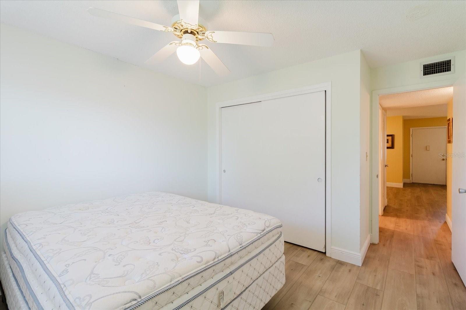 Image 29 of 36 For 2348 Shelley Street 12