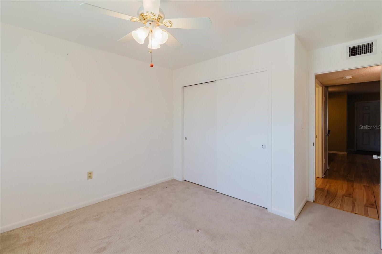 Image 26 of 33 For 2348 Shelley Street 13