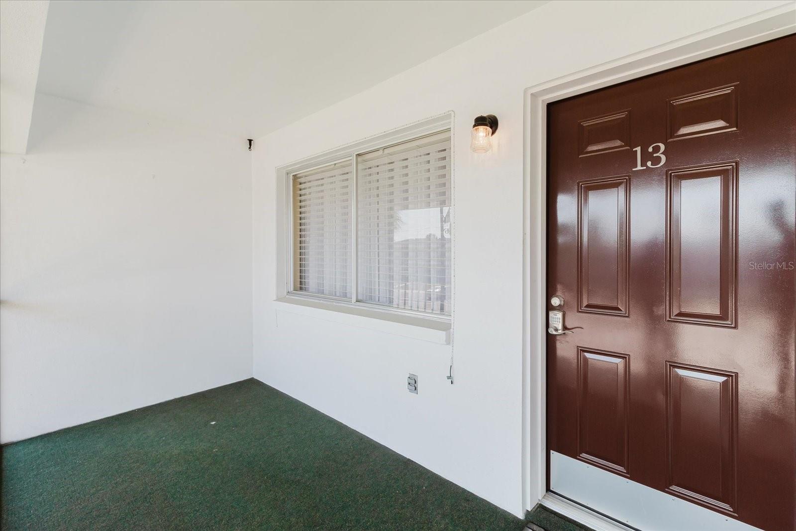 Image 7 of 33 For 2348 Shelley Street 13