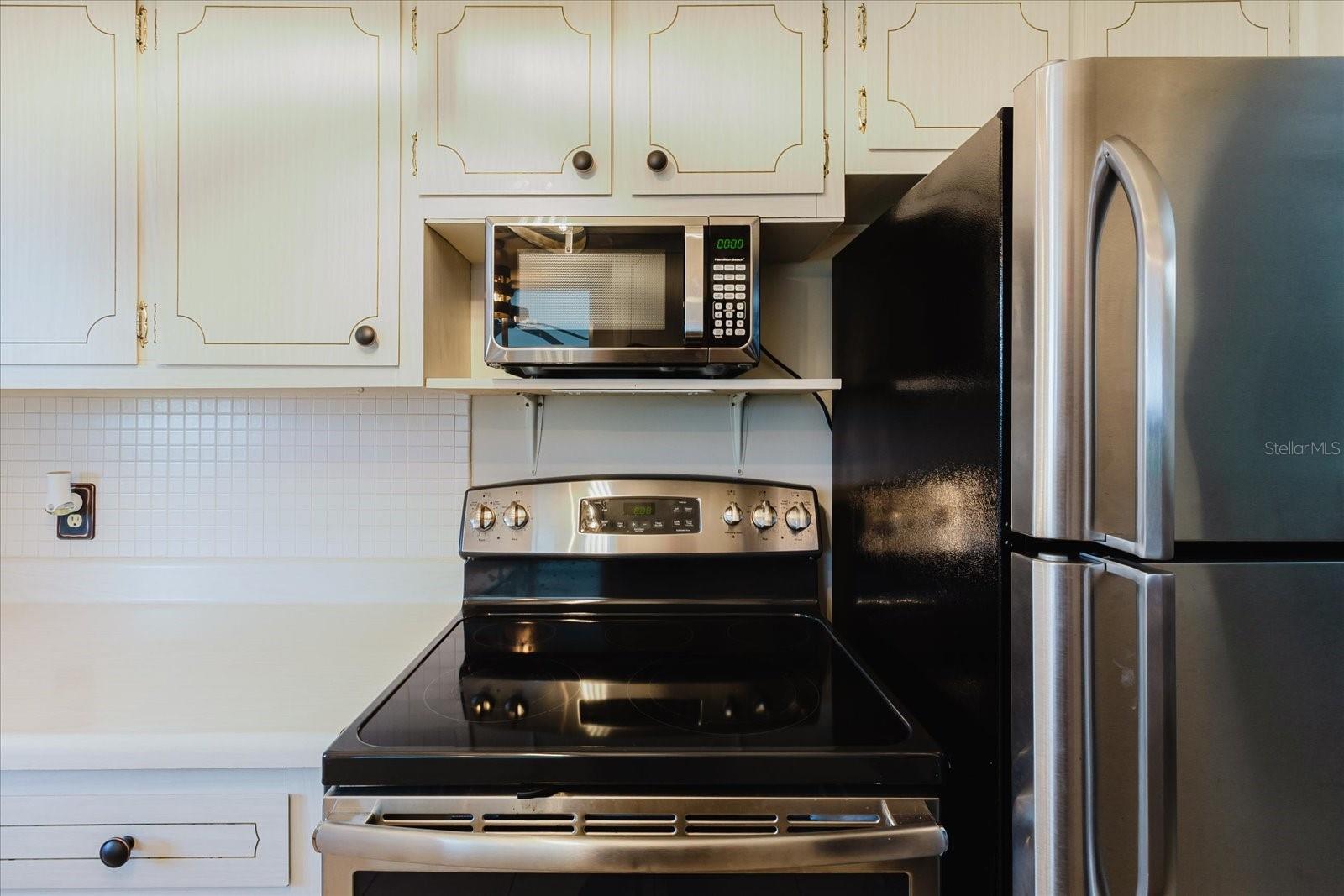 Image 21 of 38 For 2348 Shelley Street 4