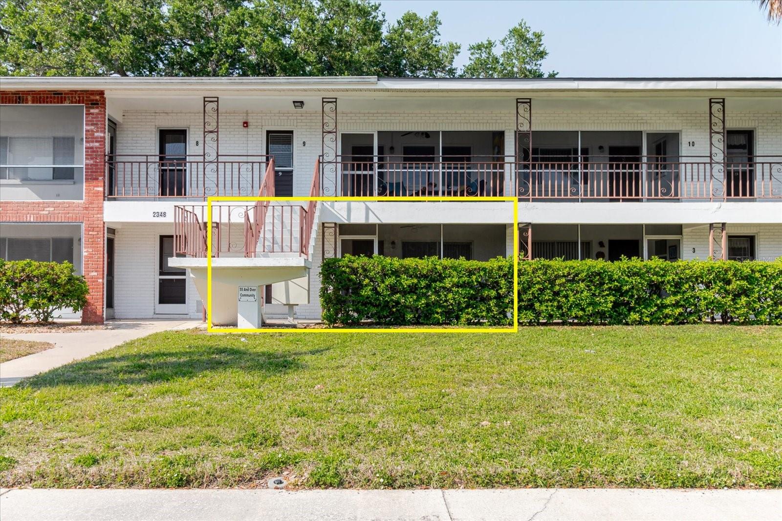 Image 3 of 38 For 2348 Shelley Street 4