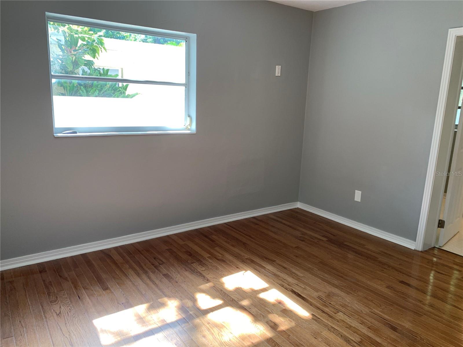 Image 10 of 36 For 3516 San Pedro Street