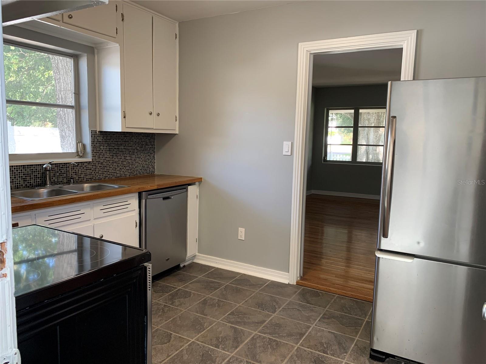 Image 30 of 36 For 3516 San Pedro Street