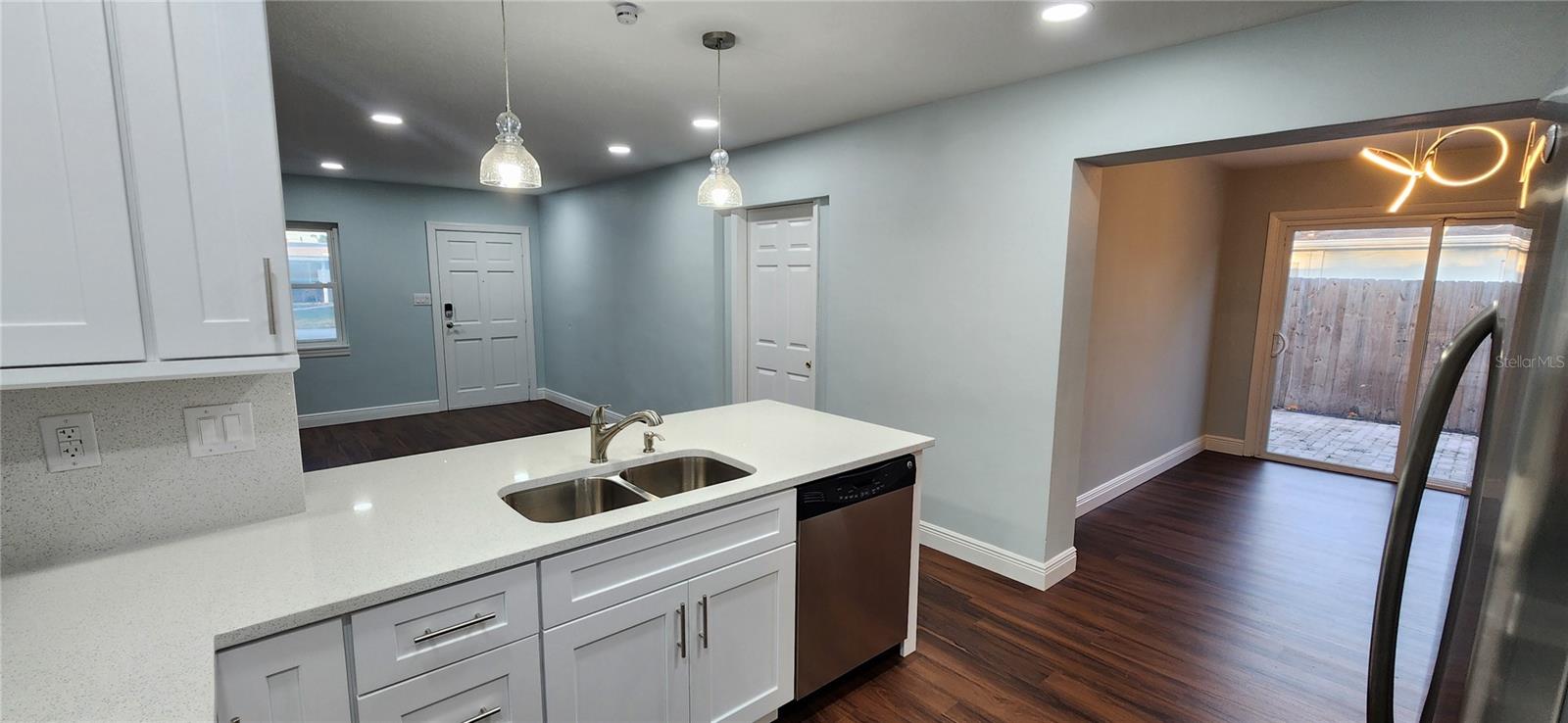 Image 11 of 32 For 1105 Connecticut Road