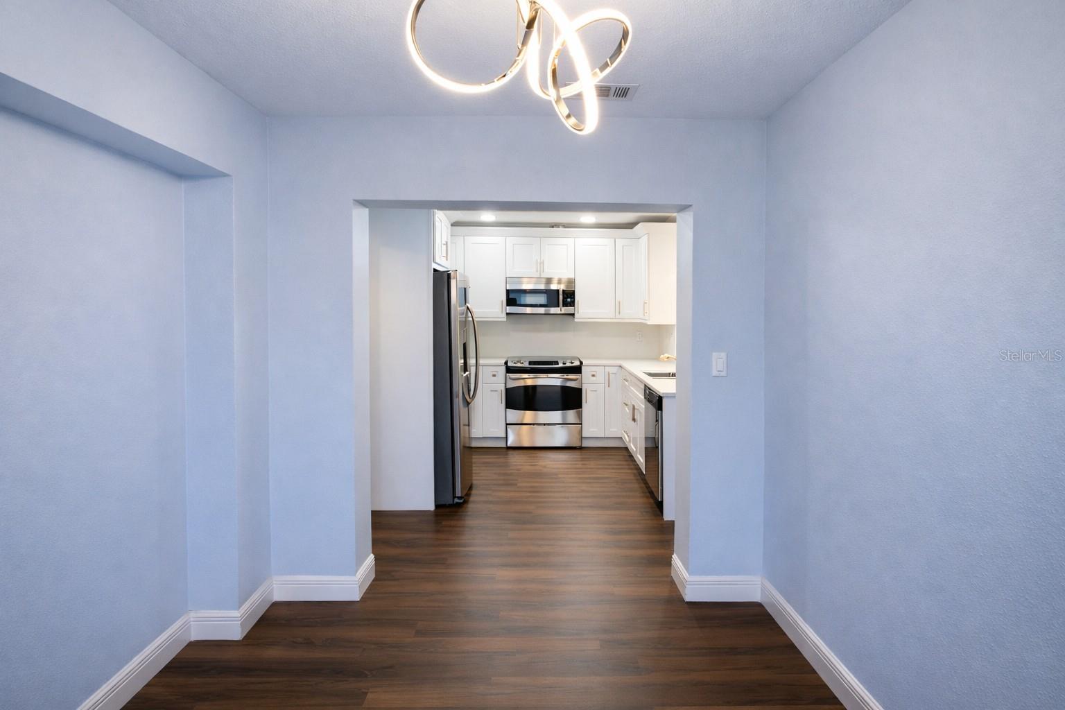 Image 14 of 32 For 1105 Connecticut Road