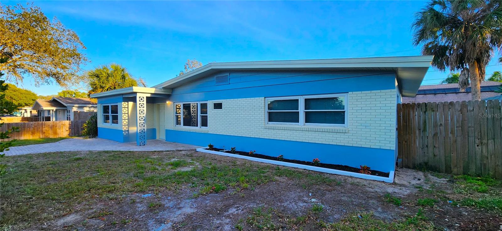 Image 2 of 32 For 1105 Connecticut Road