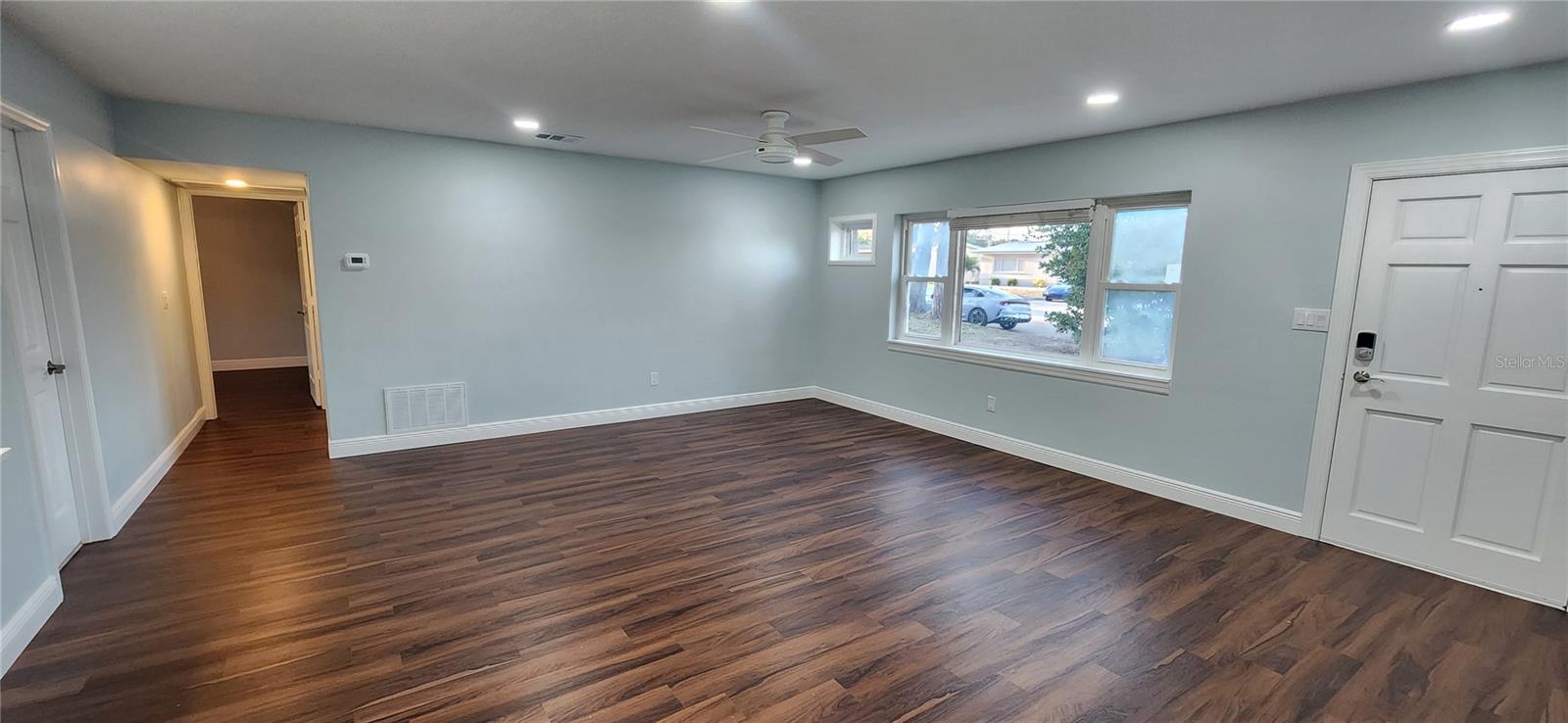 Image 9 of 32 For 1105 Connecticut Road