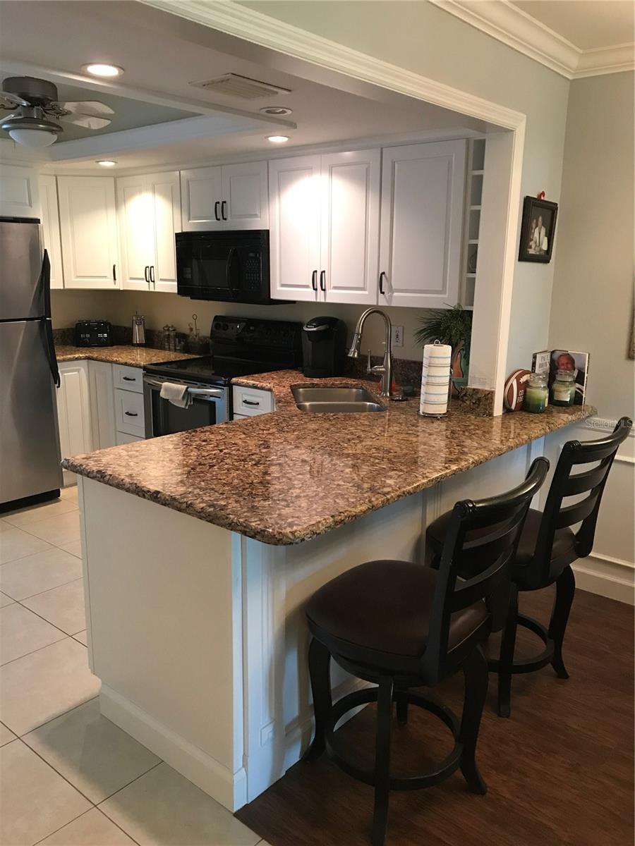 Image 5 of 13 For 10380 Carrollwood Lane 264