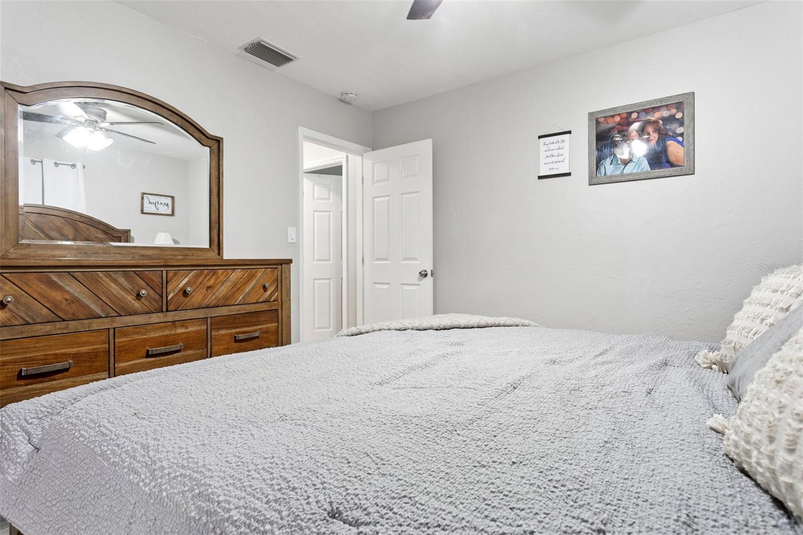 Image 15 of 35 For 5780 86th Avenue N